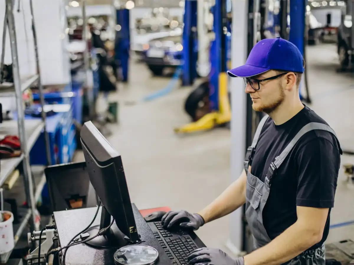 5 Signs Your Auto Shop Needs Management Software Right Now