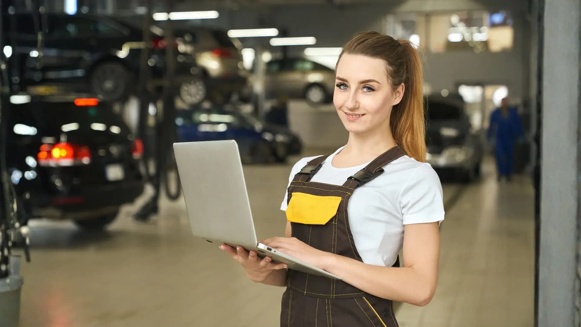 Auto Shop Management Tips for Florida Owners: Seasonal Demand & Growth