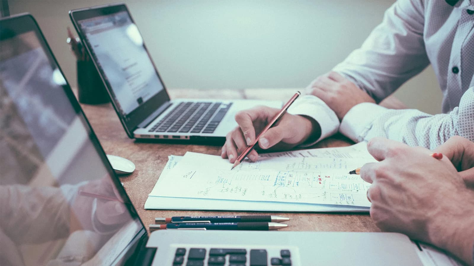 Running Multiple Locations: A Guide to Multi-Shop Management Software